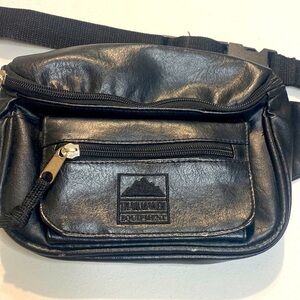 Trail Maker Equipment black Fanny pack